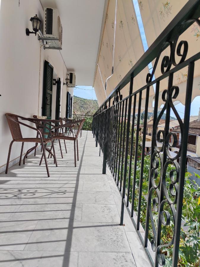 Vacation House In Stroggili آغيوس يوانيس بيريستريون المظهر الخارجي الصورة